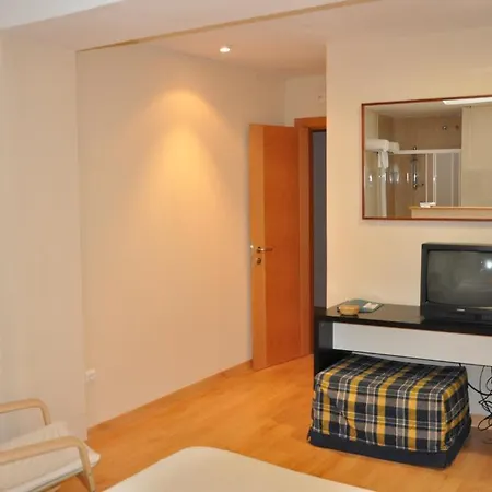 Guest house Ruiz 2*